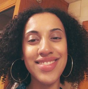 Meet your Posher, Lauryn